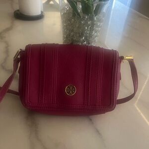 Tory Burch Berry Pink Pebbled Leather Crossbody